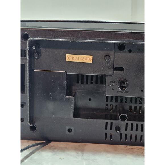 Panasonic RC-65 Vintage Radio Alarm Clock Faux Woodgrain Tested Works Great - Picture 9 of 12